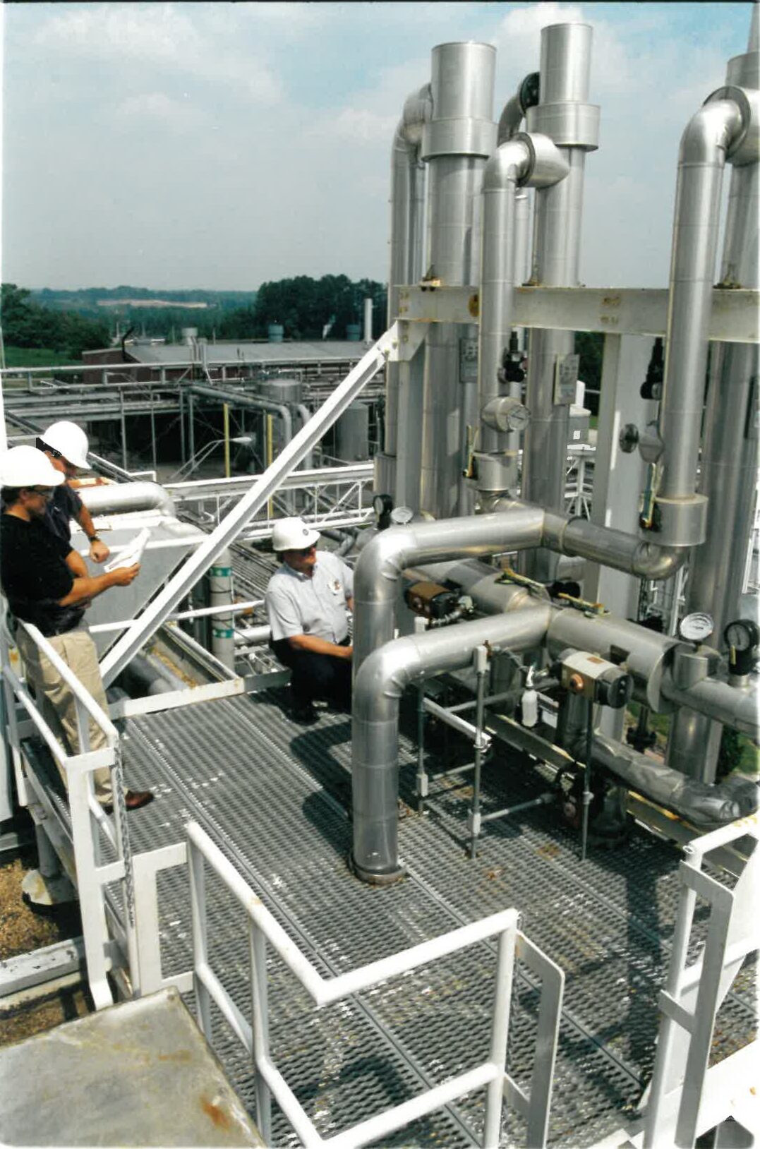 How Vacuum Manufacturers Design Multi-Stage Steam Ejector Systems for Maximum Efficiency
