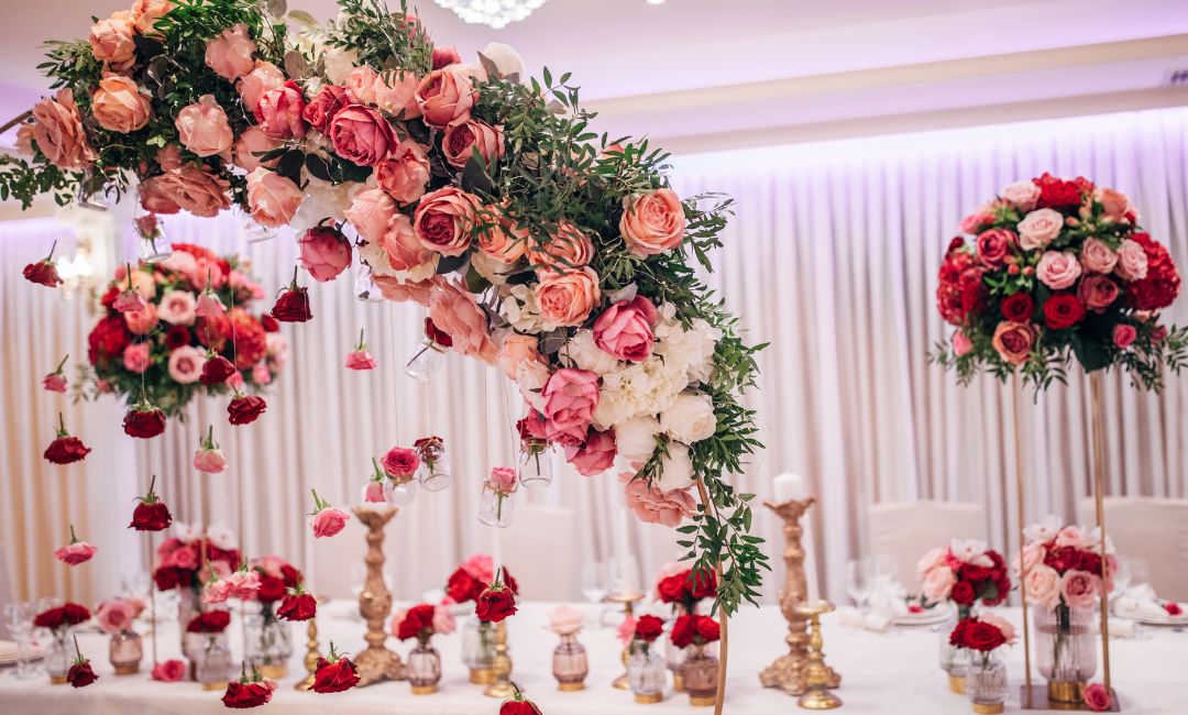 How to Incorporate Flower Arrangements Into Your Home Decor